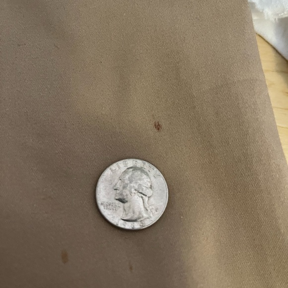 Camel coloured 3/4 length blazer w/front pockets. - Picture 9 of 10